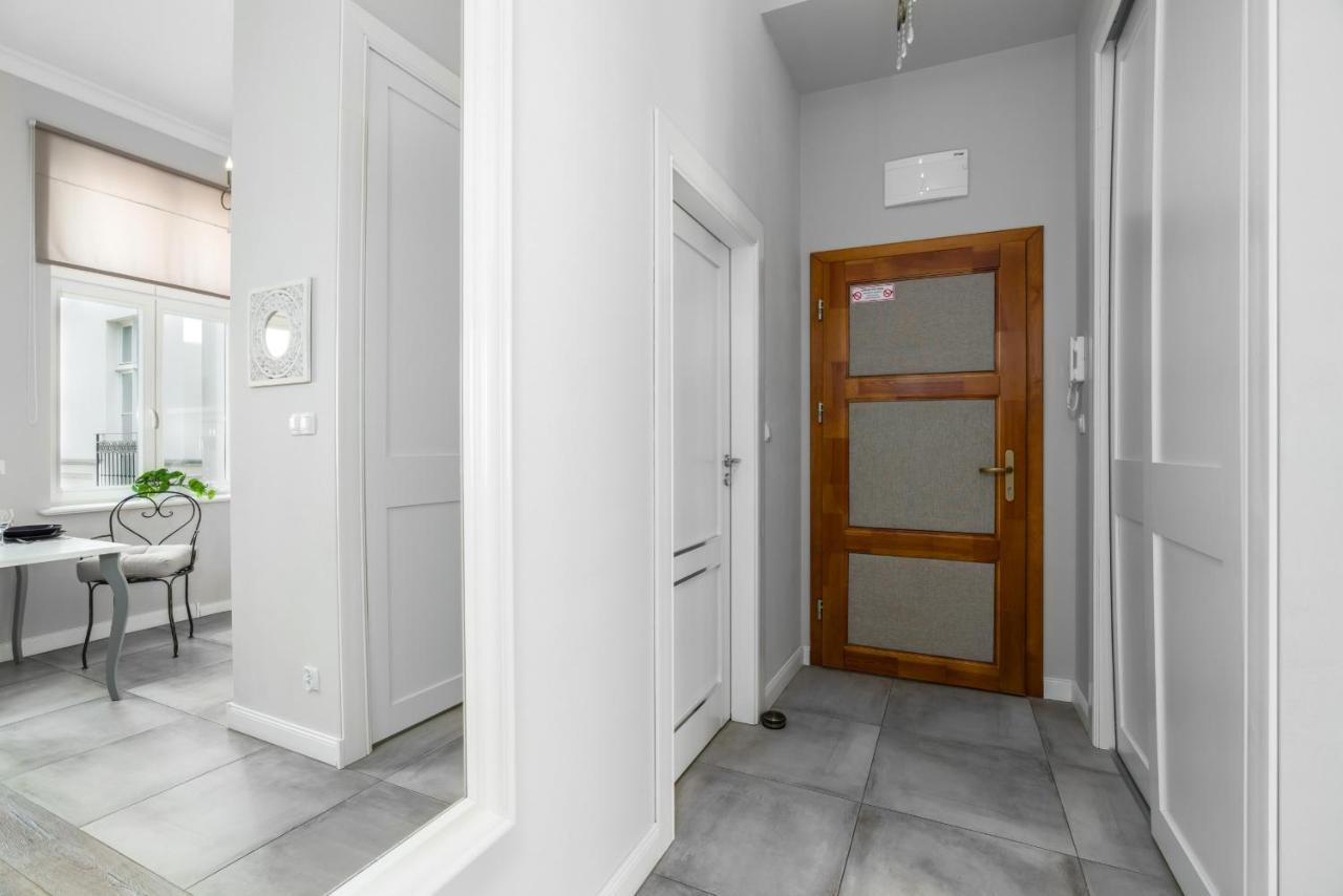 Modish Studio Poznan Old Town By Noclegi Renters Exterior photo